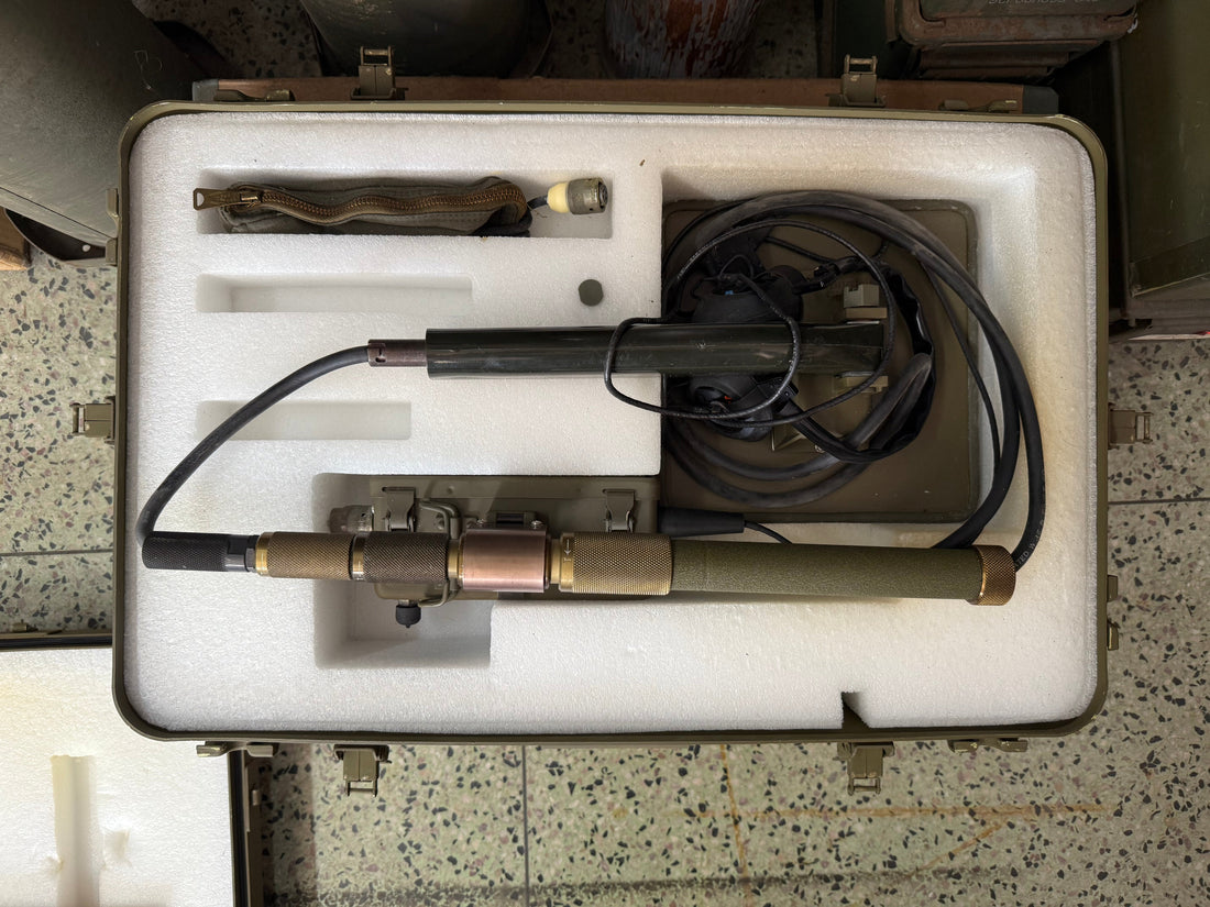 AN/PRS-7 Mine Detecting Set w/ Case U.S. Military Vietnam War